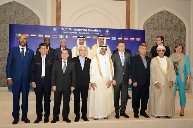 group-picture-of-participants-18th-ministerial-meeting-gecf-nov-2016