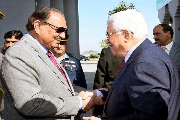 Pak President Mamoon Hussain Bidding Farewell to Palestinian President