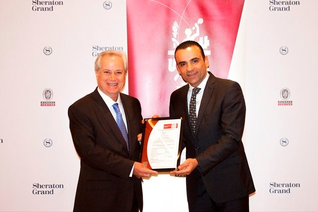 Belal Al-Kadry receives certificate
