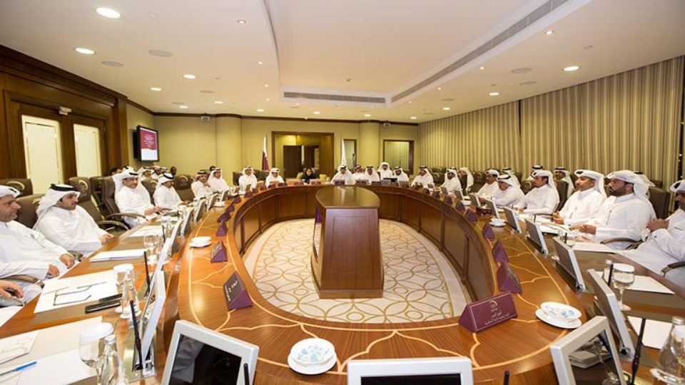 QOC Secretary General meets Sports Federations and Committees