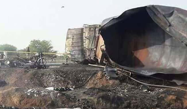 Oil Tanker exploded in Bahawalpur Pakistan