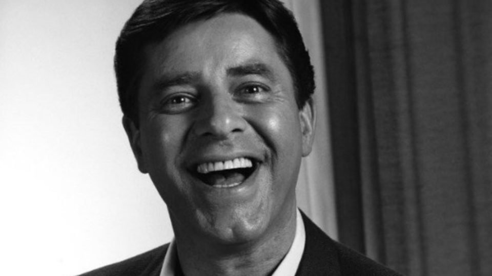 Legendary Comedian Jerry Lewis Dies at 91