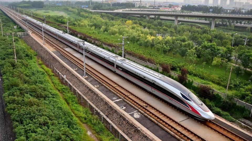 China’s Fuxing Bullet Trains to Restore 350 kmh Speed