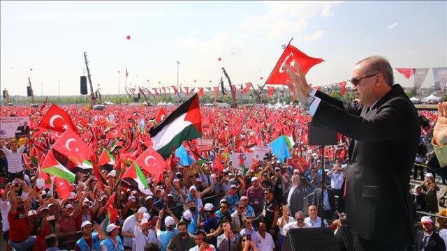 Erdogan Expresses Solidarity with Palestinians During Mass Rally in Istanbul