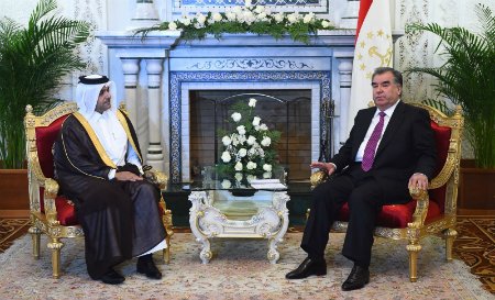 Tajik President receives Qatar Special Envoy on Counter Terrorism