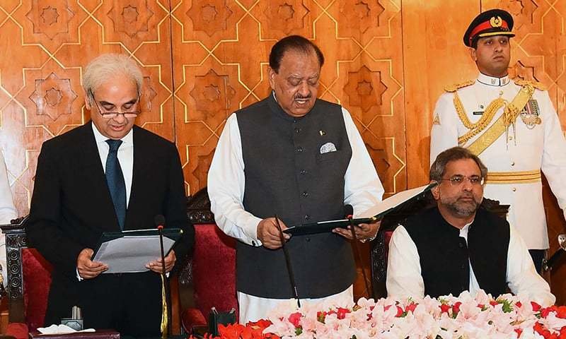 Justice (Retd) Nasir-Ul-Mulk Takes Oath As Caretaker Prime Minister of Pakistan