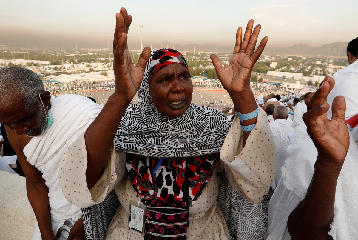 ‘Islam Preaches Respectful Behaviour, Good Character’, Hajj Sermon Attended by Over 2.4 m Pilgrims