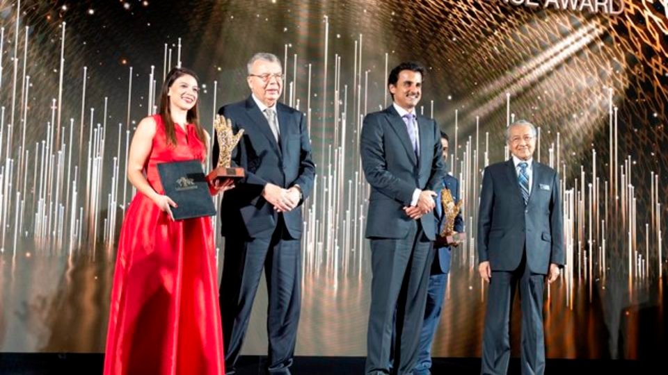 Amir of Qatar, Malaysia Premier, UNPDC Director Honor Winners of Tamim bin Hamad Al Thani Anti-Corruption Excellence Award