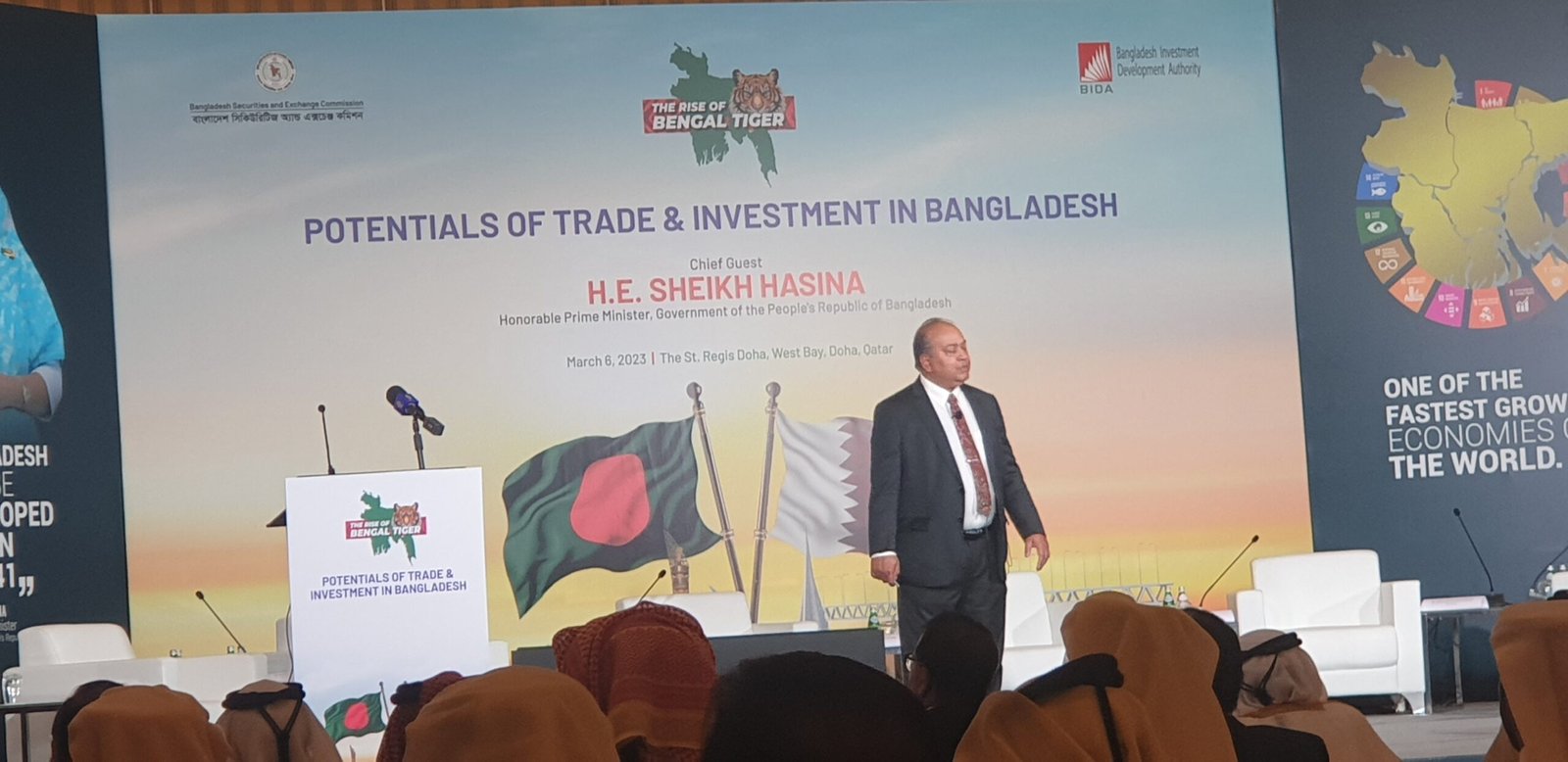 Bangladesh PM Stressed On Forming Joint  Business Forum