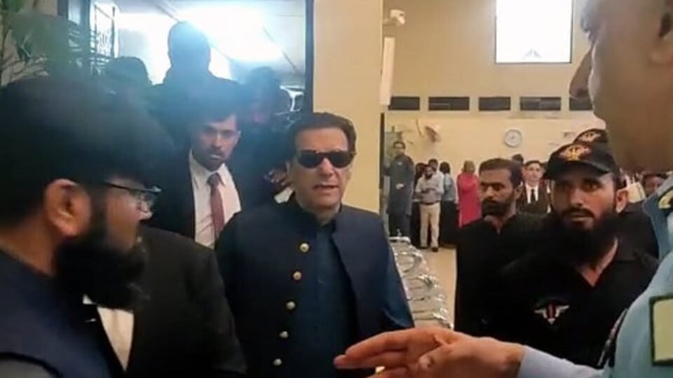 Pakistan’s Top Court Adds New Chapter In It’s History; ‘Good To See You’ Chief Judge Welcomed Imran Khan; Order To Release