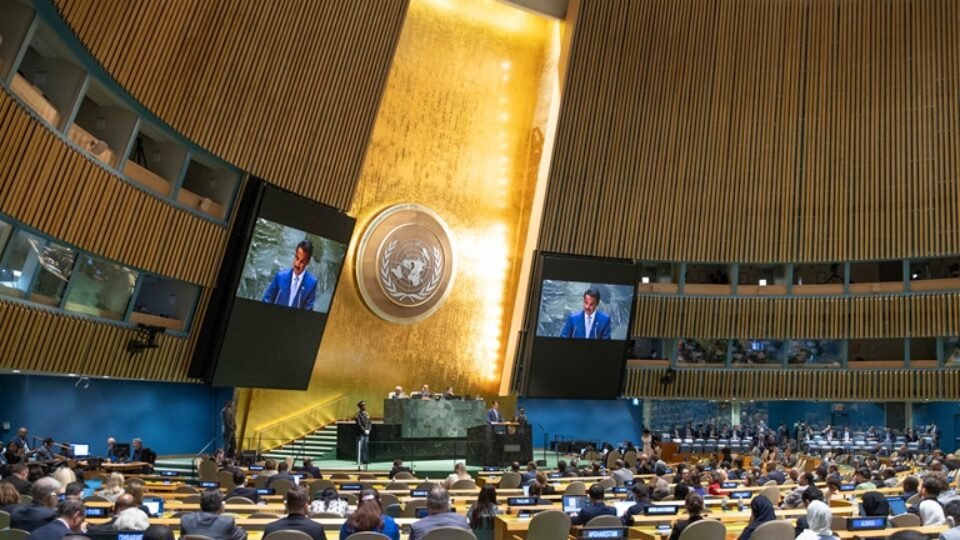 HH Amir Of Qatar Calls For Support to Palestinians in UN Speech